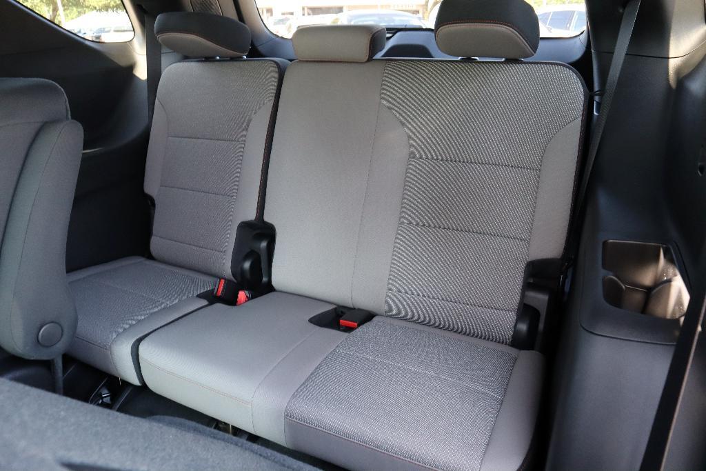 new 2025 Chevrolet Traverse car, priced at $45,345