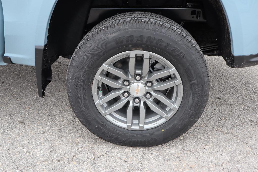 new 2025 Chevrolet Colorado car, priced at $37,230