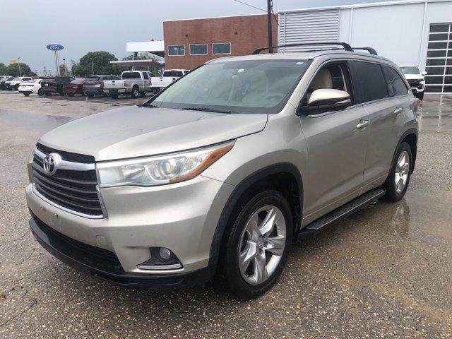 used 2014 Toyota Highlander car