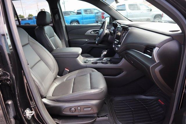 used 2022 Chevrolet Traverse car, priced at $31,977