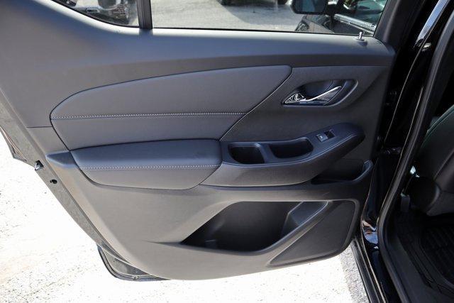 used 2022 Chevrolet Traverse car, priced at $31,977