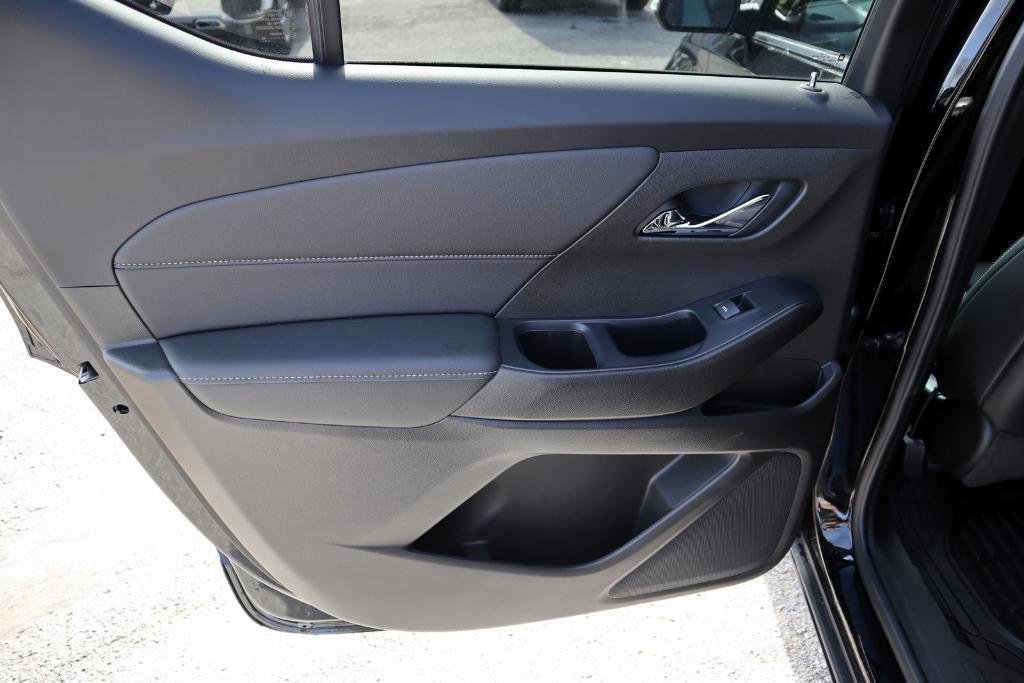 used 2022 Chevrolet Traverse car, priced at $29,977