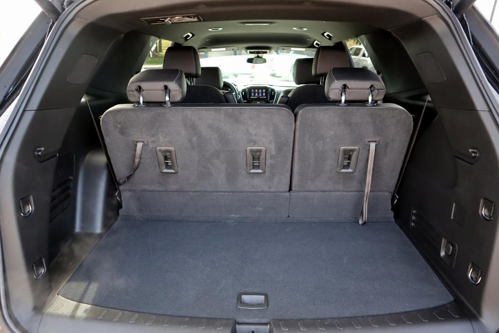 used 2022 Chevrolet Traverse car, priced at $29,977
