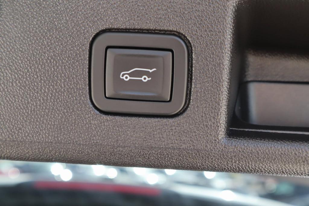 used 2024 Chevrolet Equinox car, priced at $26,477