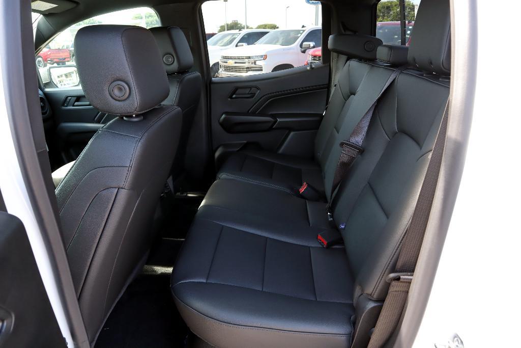 new 2025 Chevrolet Colorado car, priced at $32,690