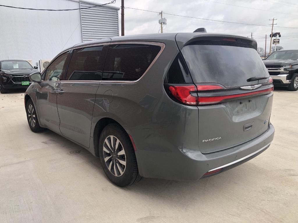 used 2022 Chrysler Pacifica Hybrid car, priced at $24,977