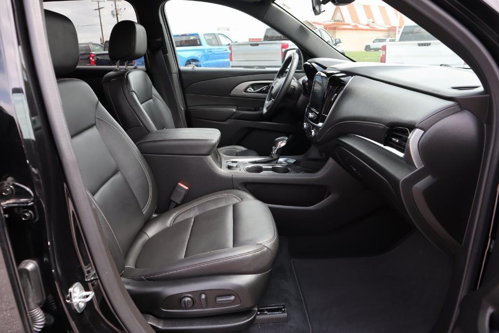 used 2023 Chevrolet Traverse car, priced at $28,977
