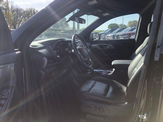 used 2023 Chevrolet Traverse car, priced at $31,977