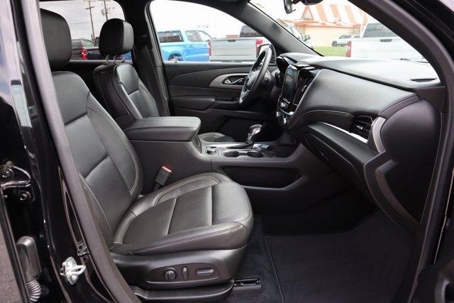 used 2023 Chevrolet Traverse car, priced at $31,977