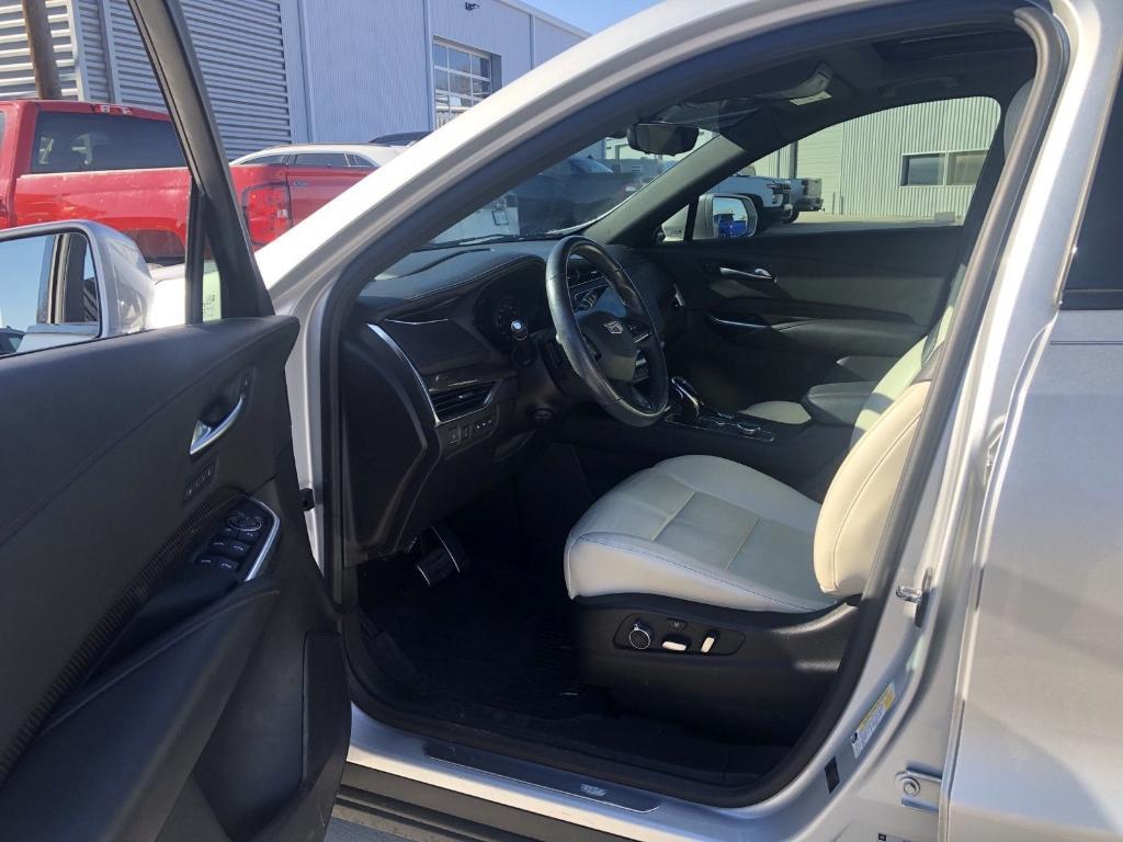 used 2021 Cadillac XT4 car, priced at $28,977