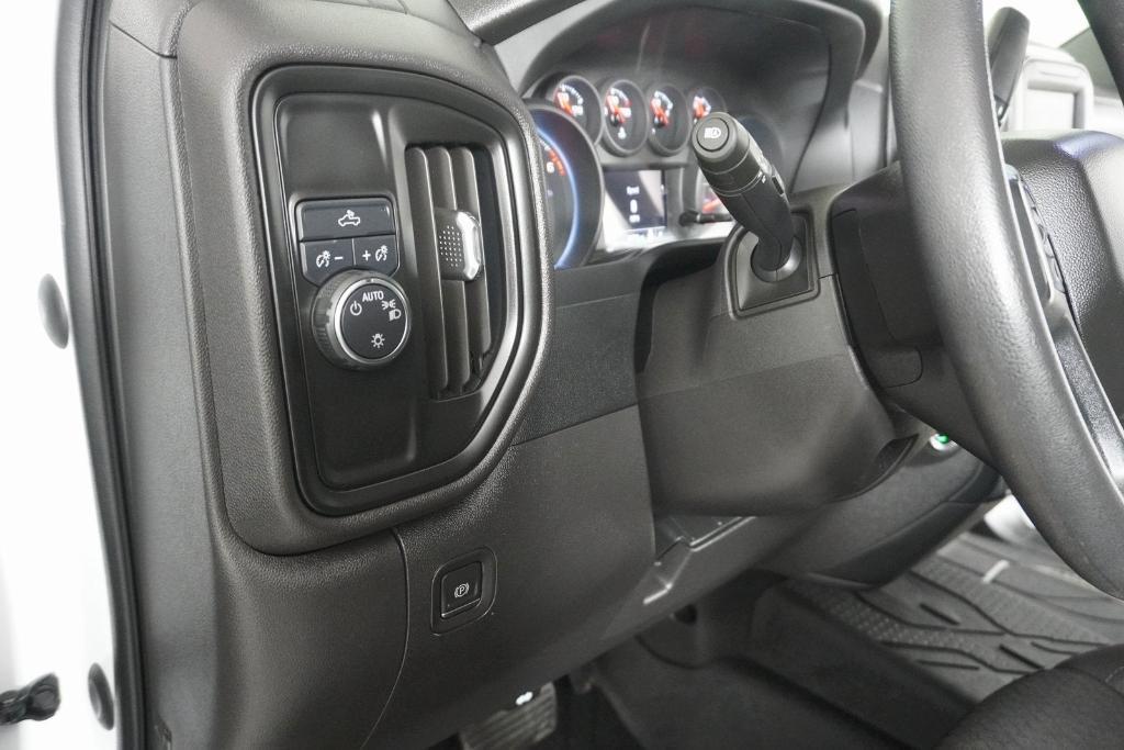 used 2022 Chevrolet Silverado 1500 car, priced at $32,877