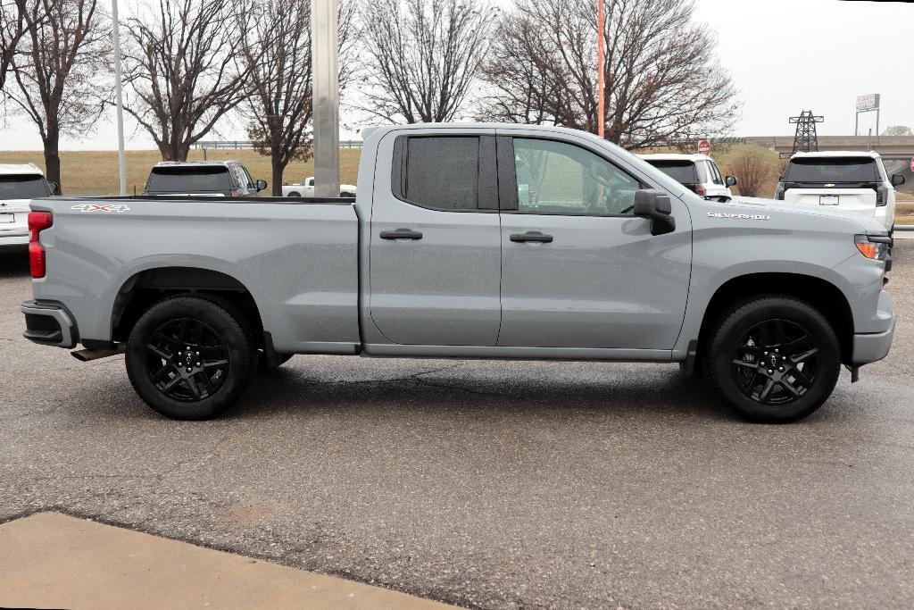 new 2025 Chevrolet Silverado 1500 car, priced at $41,520