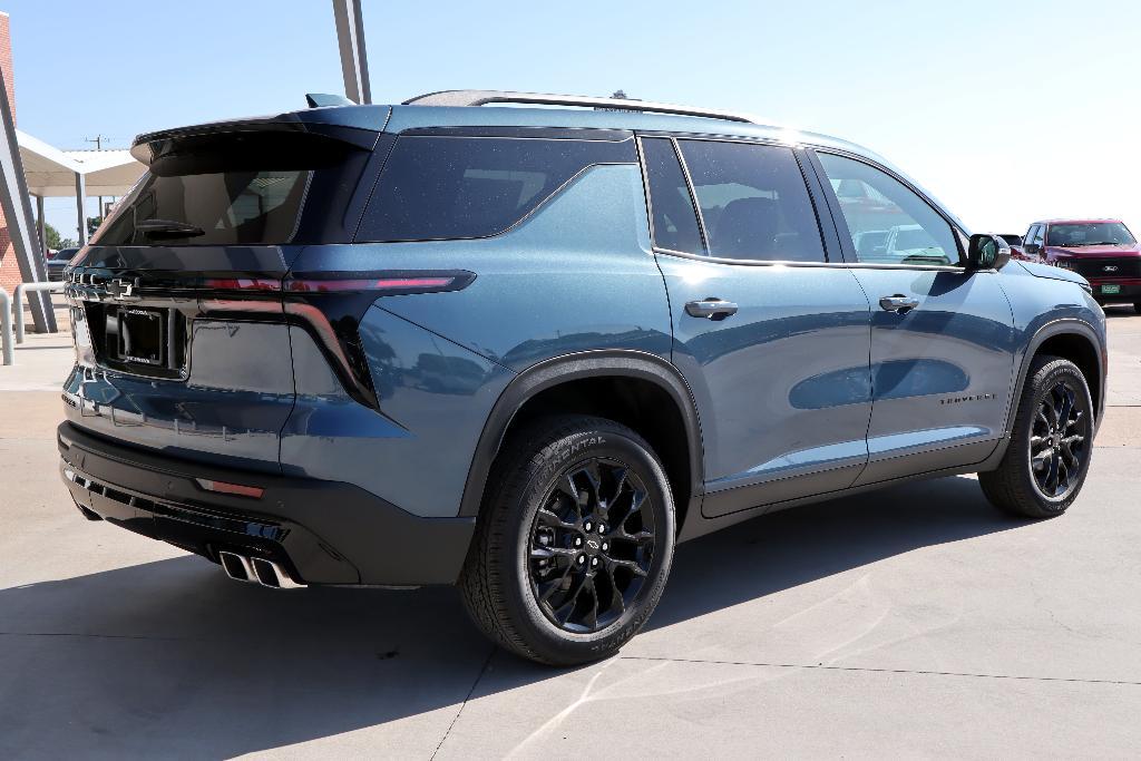 new 2025 Chevrolet Traverse car, priced at $45,345