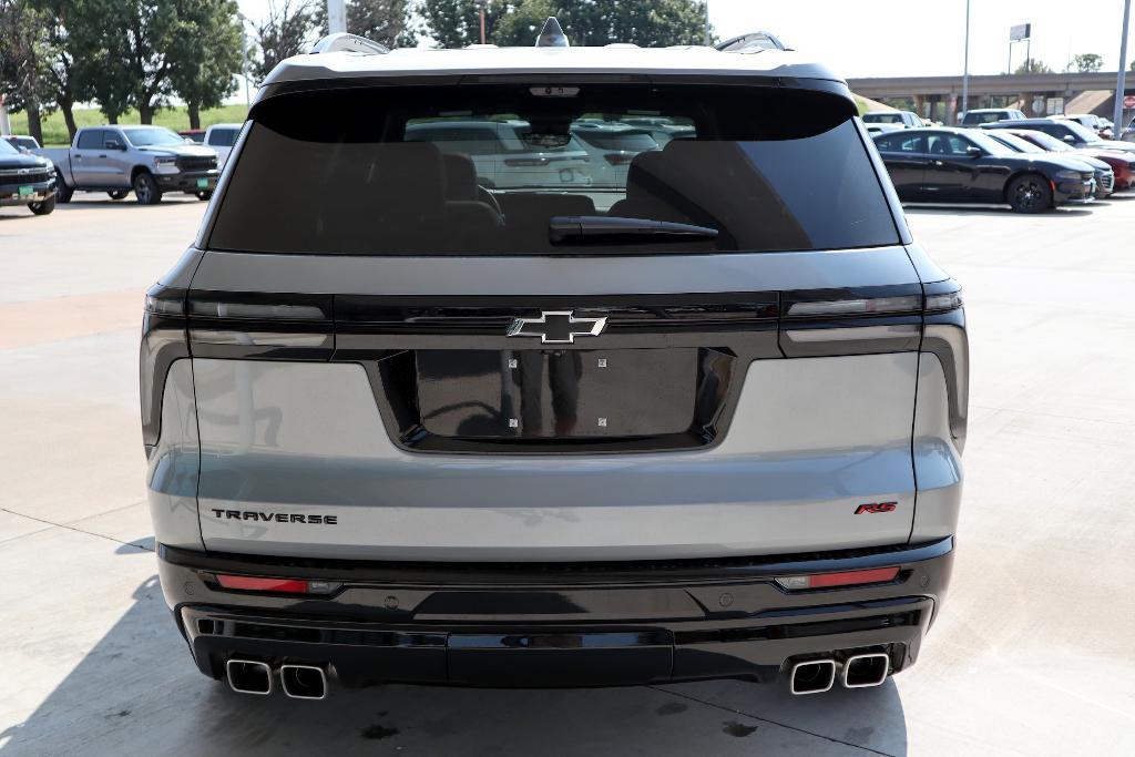 new 2026 Chevrolet Traverse car, priced at $59,220