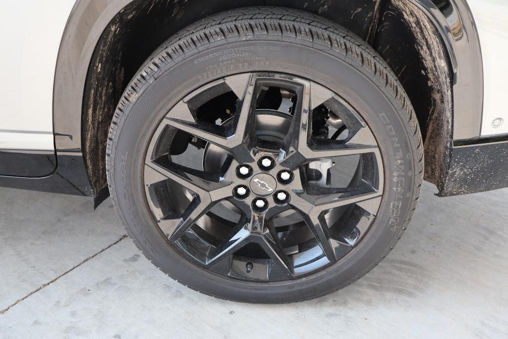 new 2026 Chevrolet Traverse car, priced at $59,220