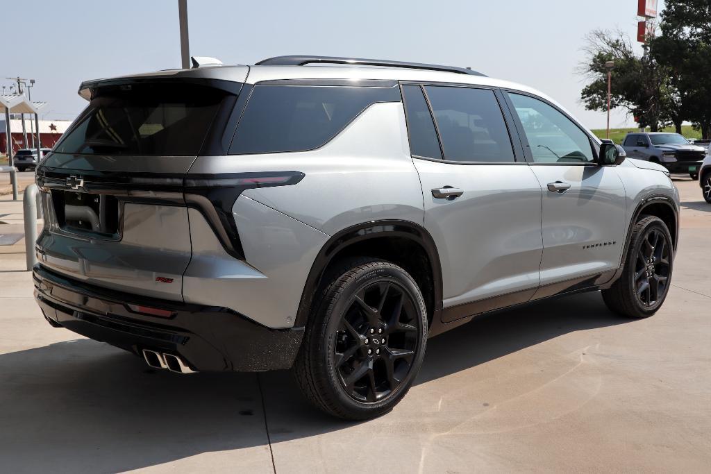 new 2026 Chevrolet Traverse car, priced at $59,220