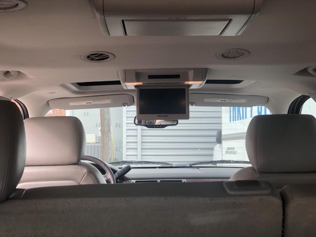 used 2012 Chevrolet Suburban car