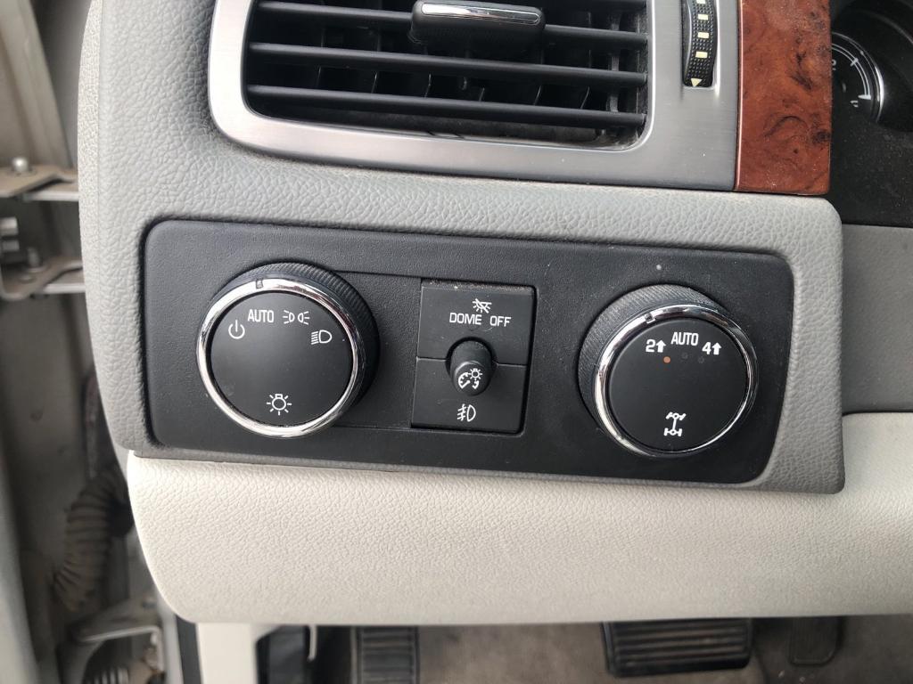 used 2012 Chevrolet Suburban car