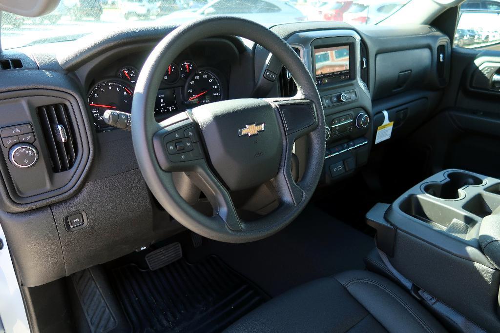 new 2024 Chevrolet Silverado 1500 car, priced at $34,690