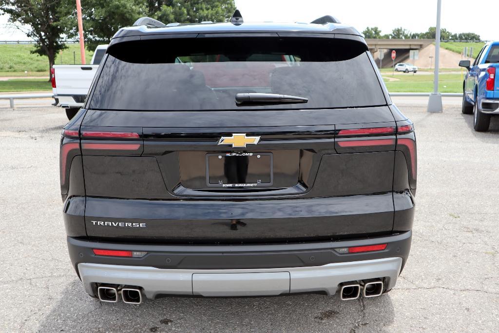 new 2025 Chevrolet Traverse car, priced at $42,085