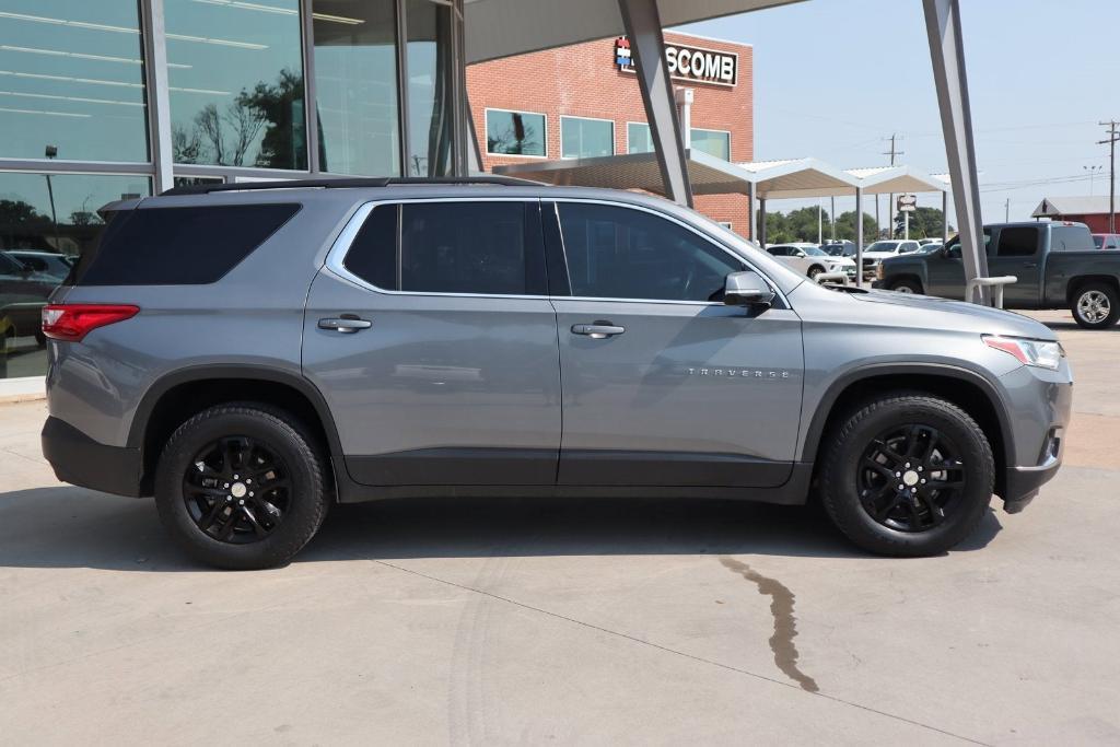 used 2019 Chevrolet Traverse car, priced at $16,577