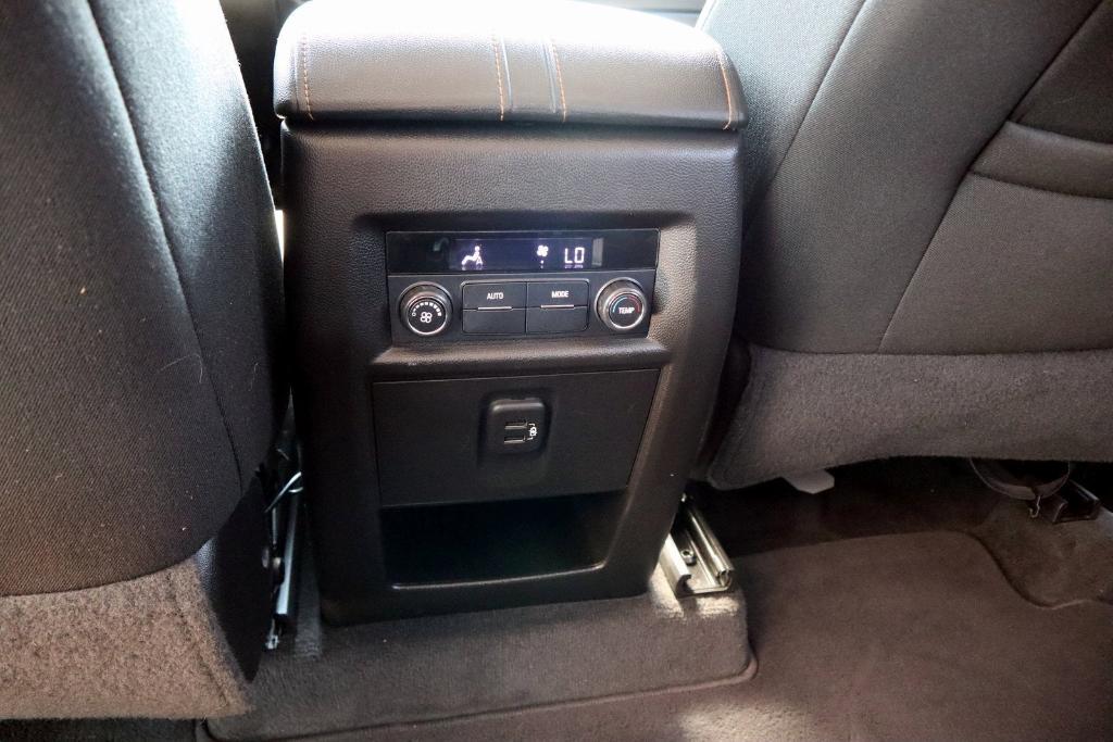 used 2019 Chevrolet Traverse car, priced at $16,577