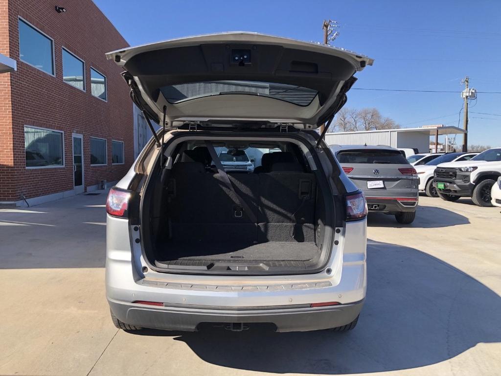 used 2015 Chevrolet Traverse car, priced at $14,977