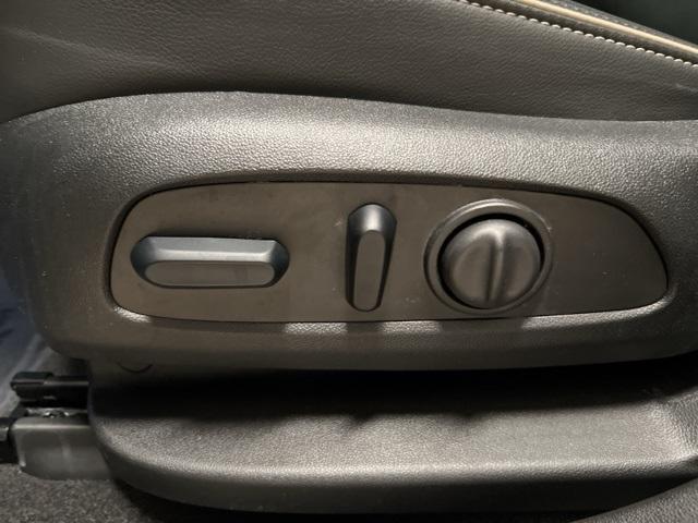 used 2023 GMC Acadia car, priced at $38,999