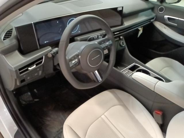 new 2024 Hyundai Sonata car, priced at $32,055