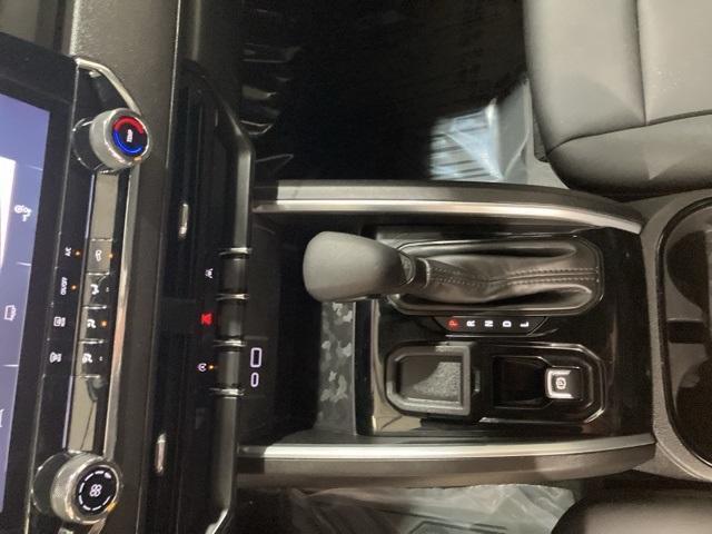 used 2024 Chevrolet Colorado car, priced at $28,433