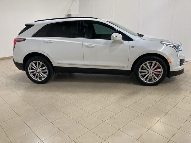 used 2022 Cadillac XT5 car, priced at $37,952