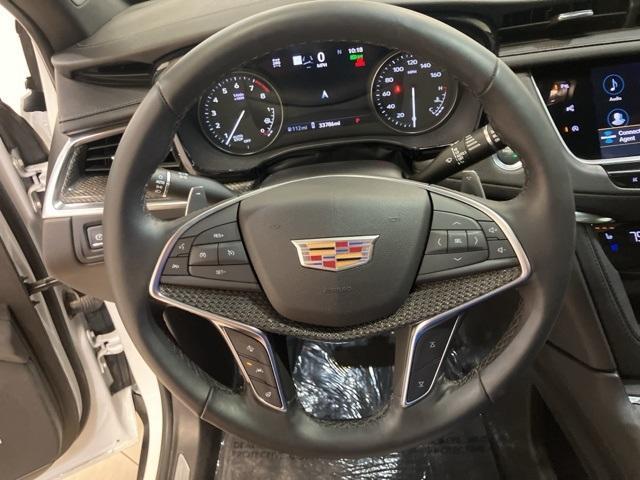 used 2022 Cadillac XT5 car, priced at $37,952