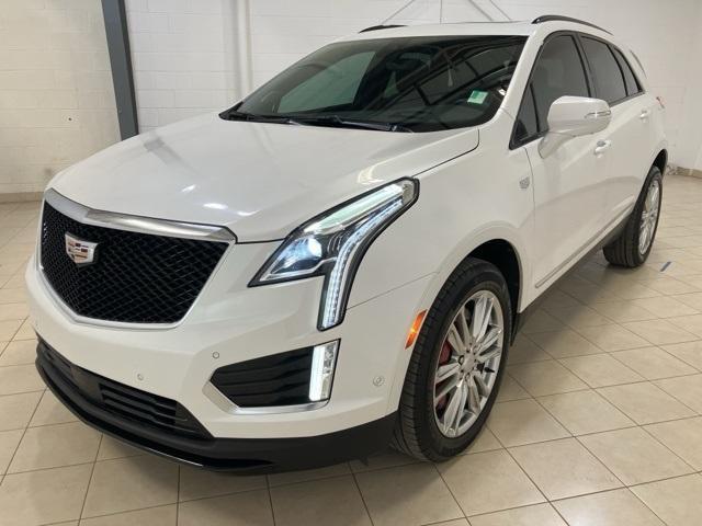 used 2022 Cadillac XT5 car, priced at $37,952