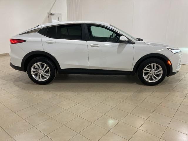 used 2025 Buick Envista car, priced at $20,760