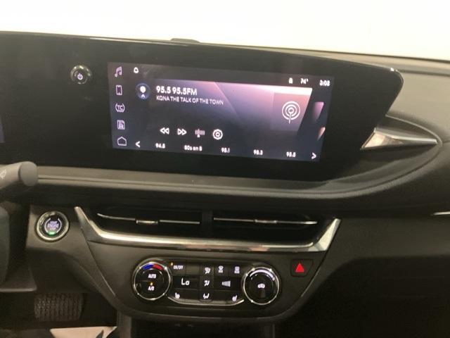 used 2025 Buick Envista car, priced at $20,760