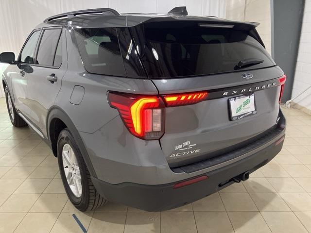 used 2025 Ford Explorer car, priced at $43,349