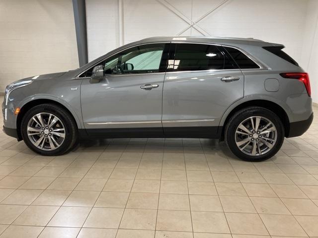 used 2024 Cadillac XT5 car, priced at $43,780