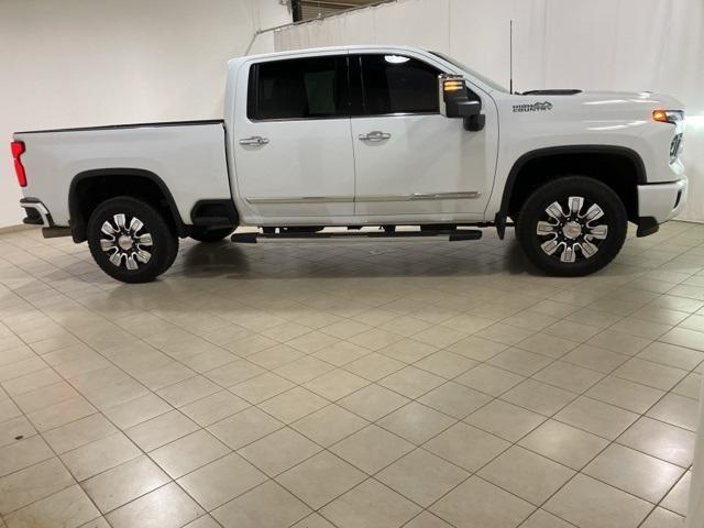 used 2024 Chevrolet Silverado 3500 car, priced at $71,812