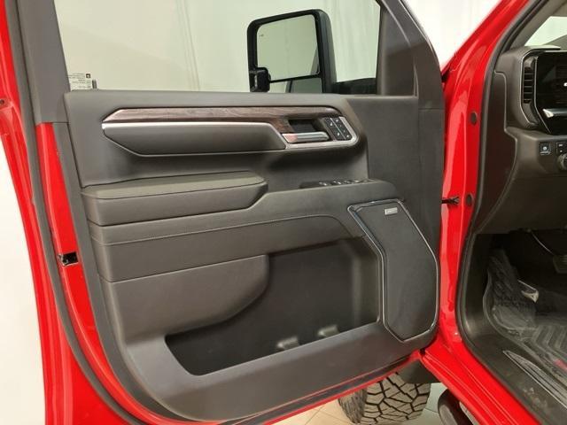 used 2024 Chevrolet Silverado 2500 car, priced at $70,552