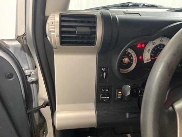 used 2007 Toyota FJ Cruiser car, priced at $16,638