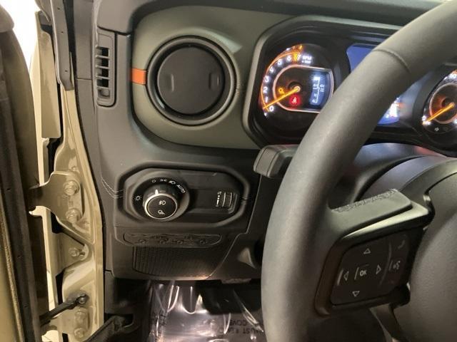 used 2025 Jeep Gladiator car, priced at $54,036