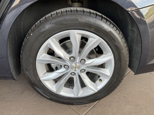 used 2022 Chevrolet Malibu car, priced at $19,999