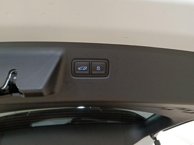 new 2025 Hyundai Santa Fe car, priced at $39,075