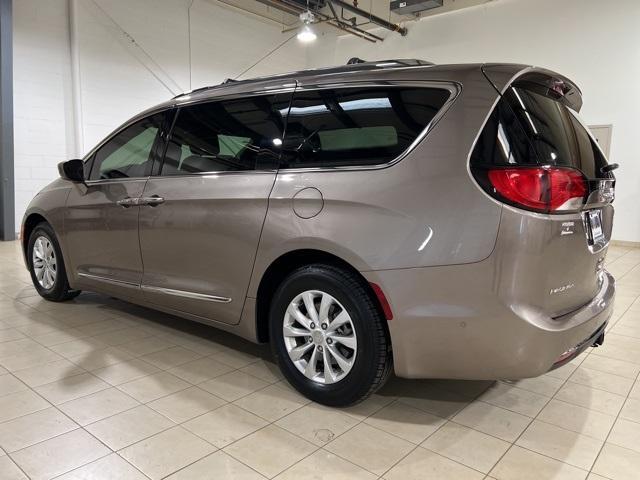 used 2018 Chrysler Pacifica car, priced at $19,000