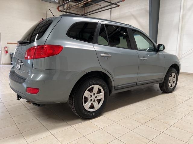 used 2009 Hyundai Santa Fe car, priced at $6,000