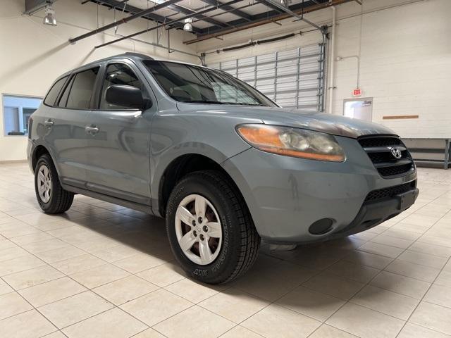 used 2009 Hyundai Santa Fe car, priced at $6,000