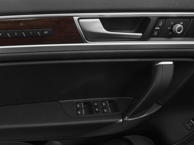 used 2017 Volkswagen Touareg car