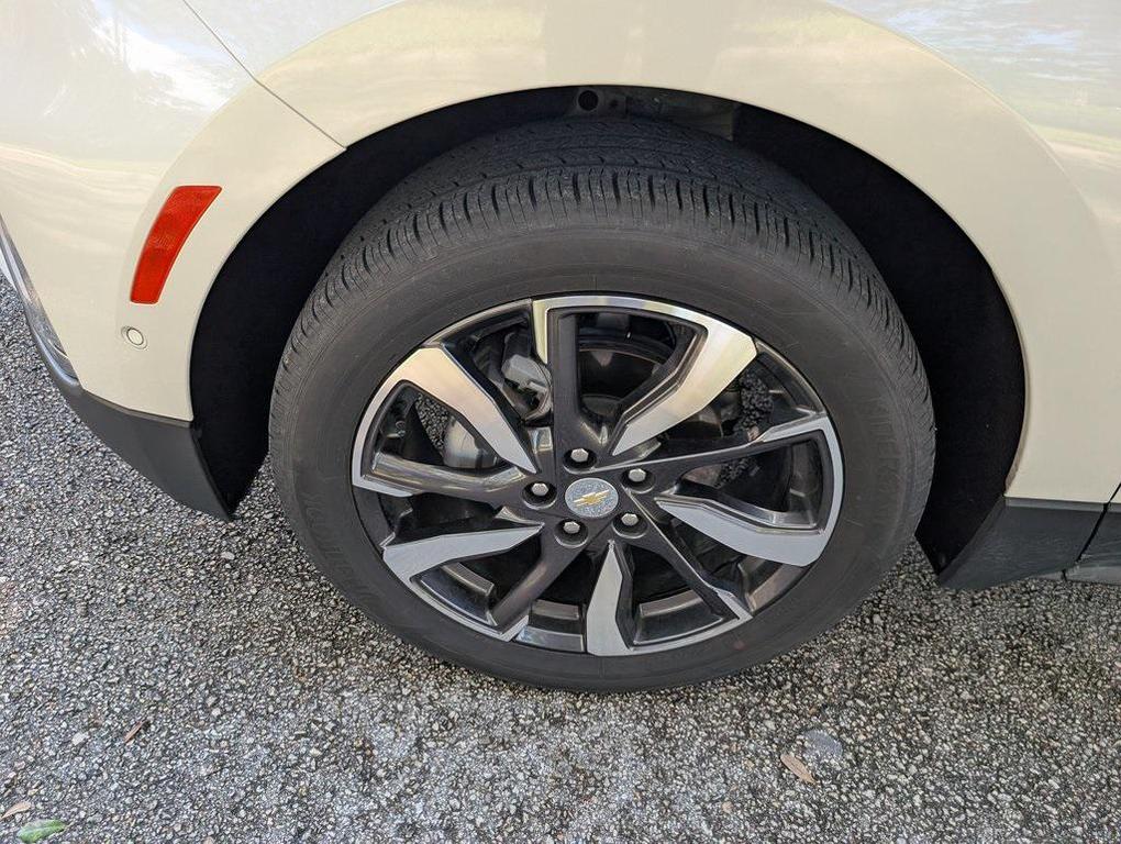 used 2022 Chevrolet Equinox car, priced at $19,995