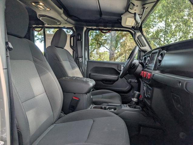 used 2023 Jeep Gladiator car, priced at $30,995
