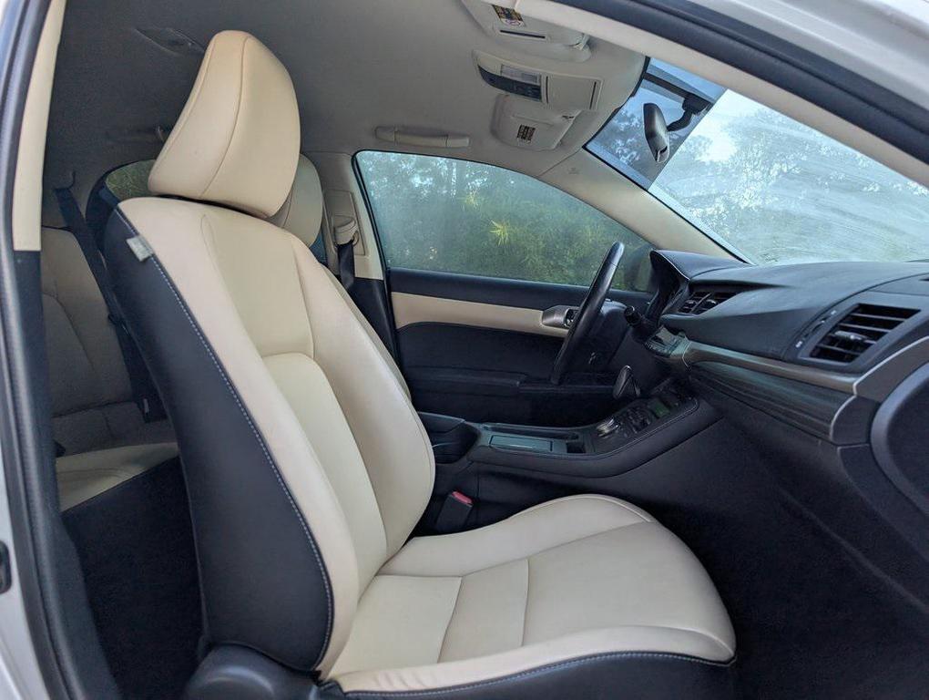 used 2016 Lexus CT 200h car, priced at $17,138